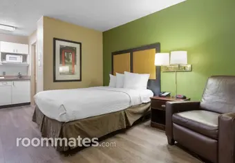 Room for rent in Cincinnati, OH $800, other