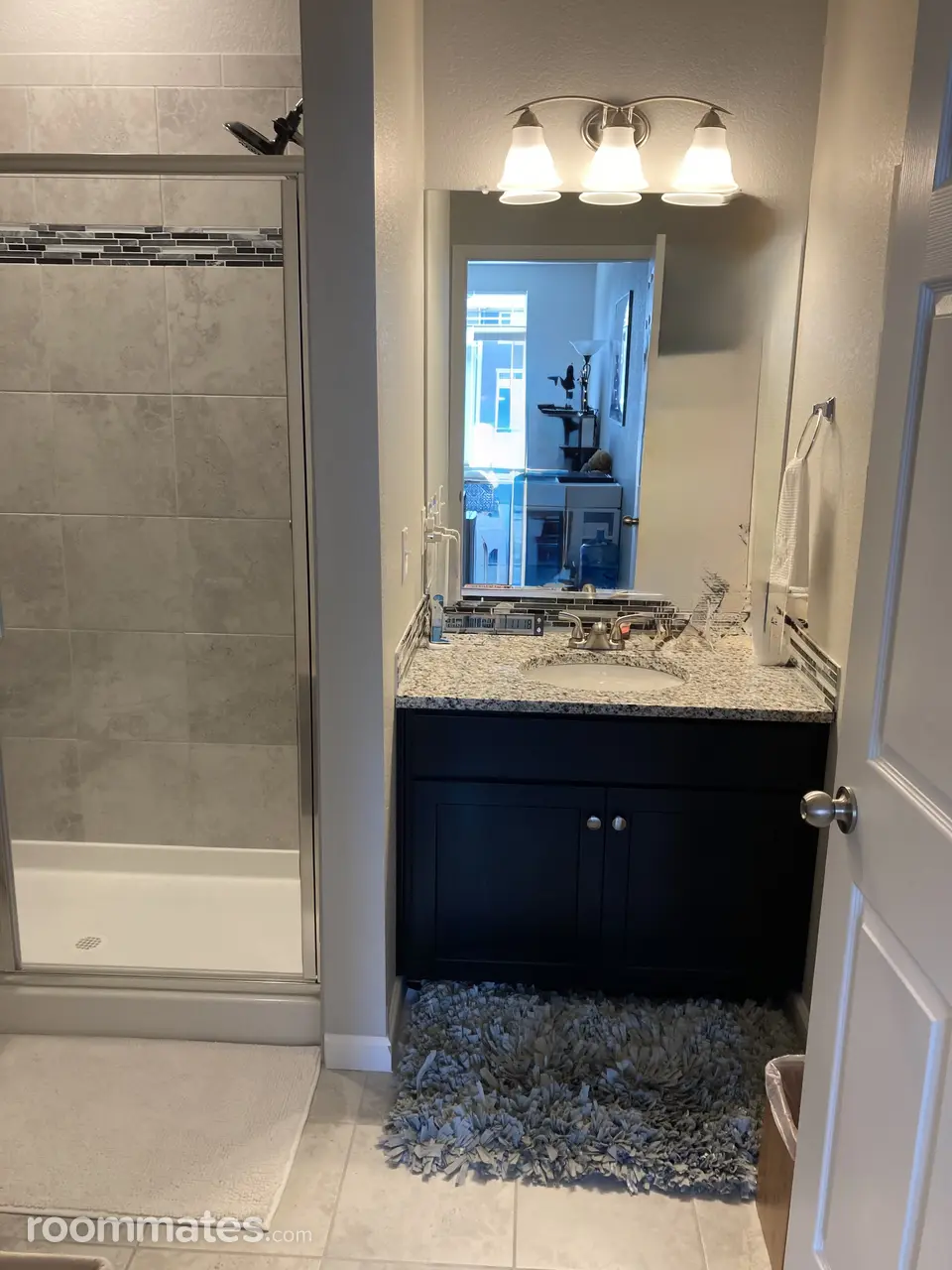 Profile photo 5 of 10