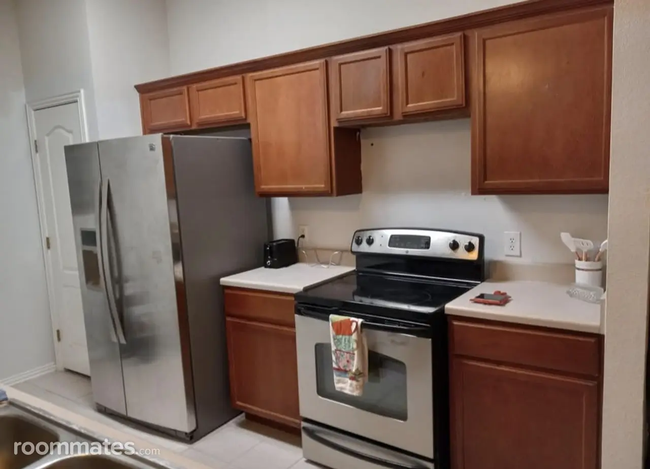 Profile photo 7 of 11