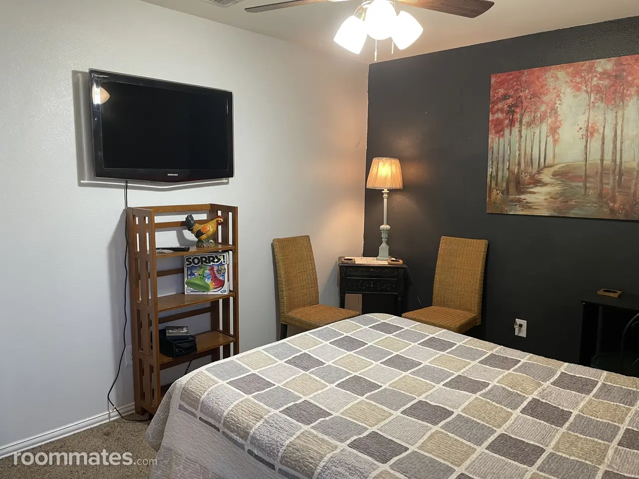 Profile photo 1 of 11