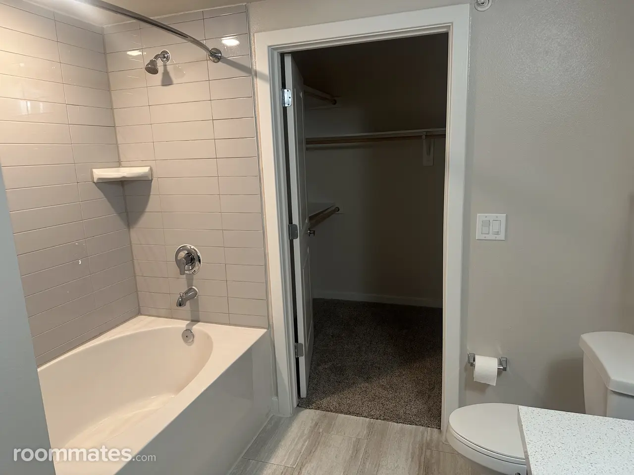 Profile photo 6 of 11