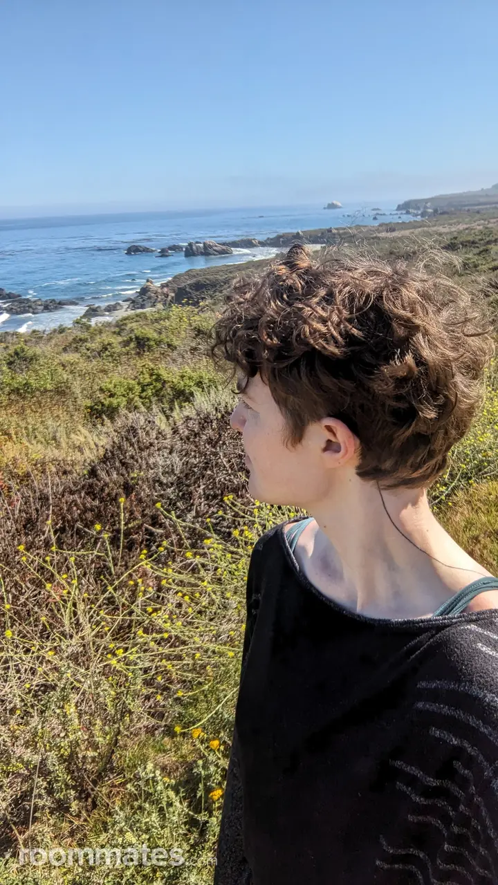 Profile photo 4 of 6