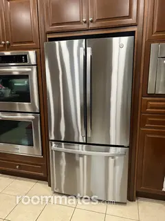 Room for rent in Eastvale, CA $1500, house