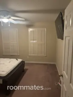 Room for rent in Johns Creek, GA $825, house