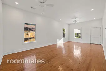 Room for rent in Dallas, TX $1425, house