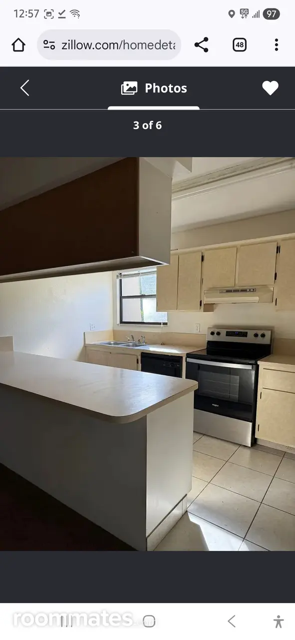 Profile photo 1 of 4