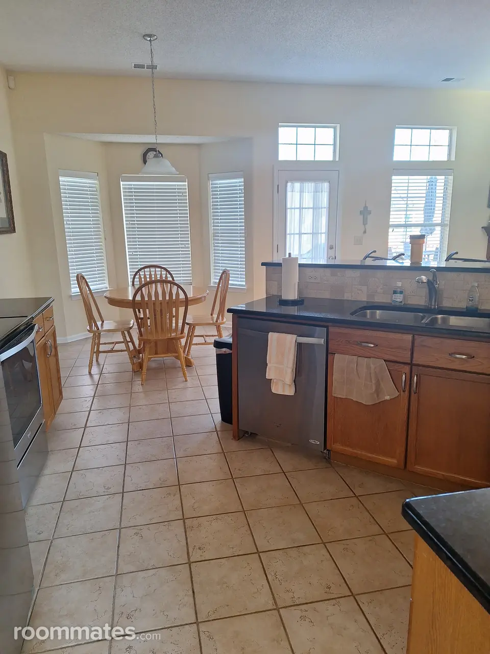 Profile photo 3 of 8