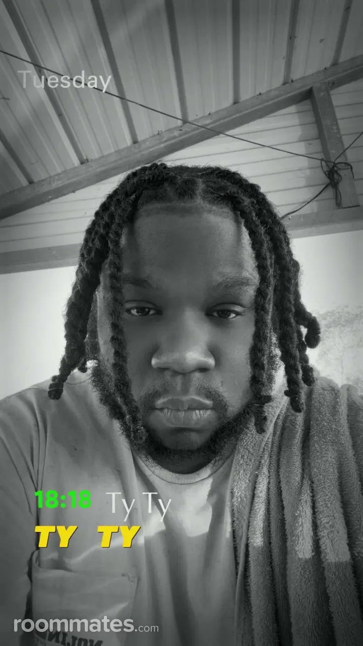 Profile photo 1 of 1