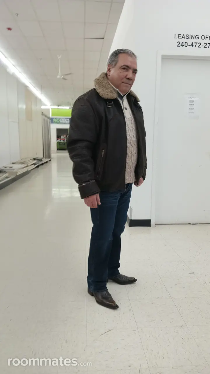 Profile photo 5 of 8