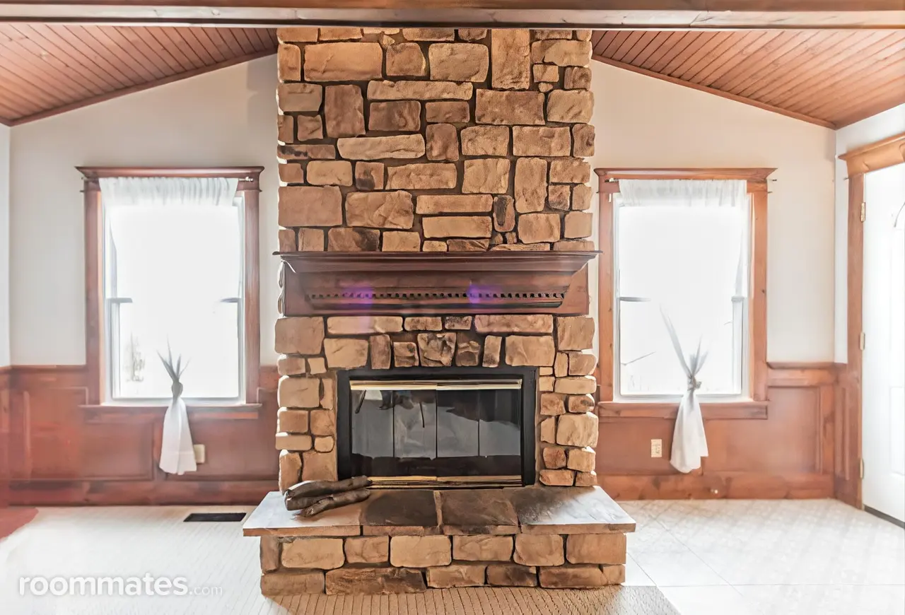 Profile photo 2 of 9