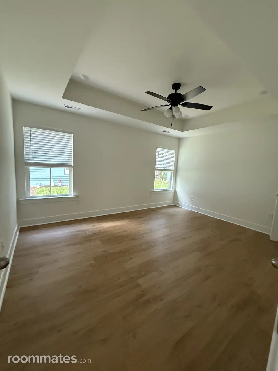 Profile photo 1 of 10