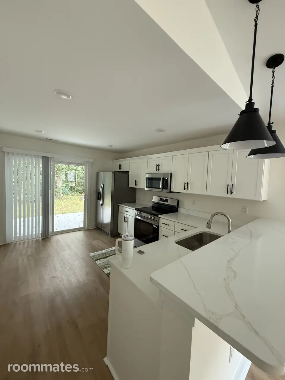 Profile photo 5 of 10