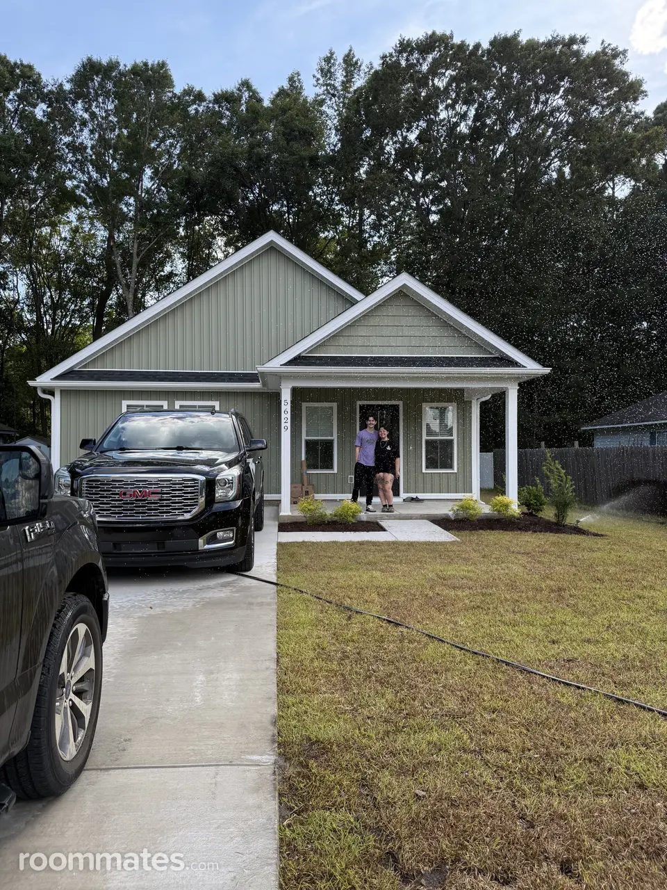 Profile photo 4 of 10