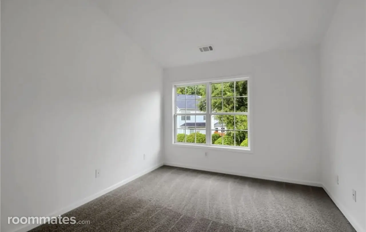 Profile photo 4 of 5