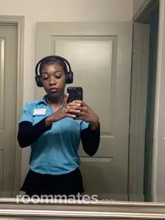 Roommate looking Lawrence, MA, $1500