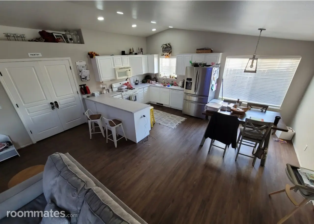 Profile photo 2 of 2