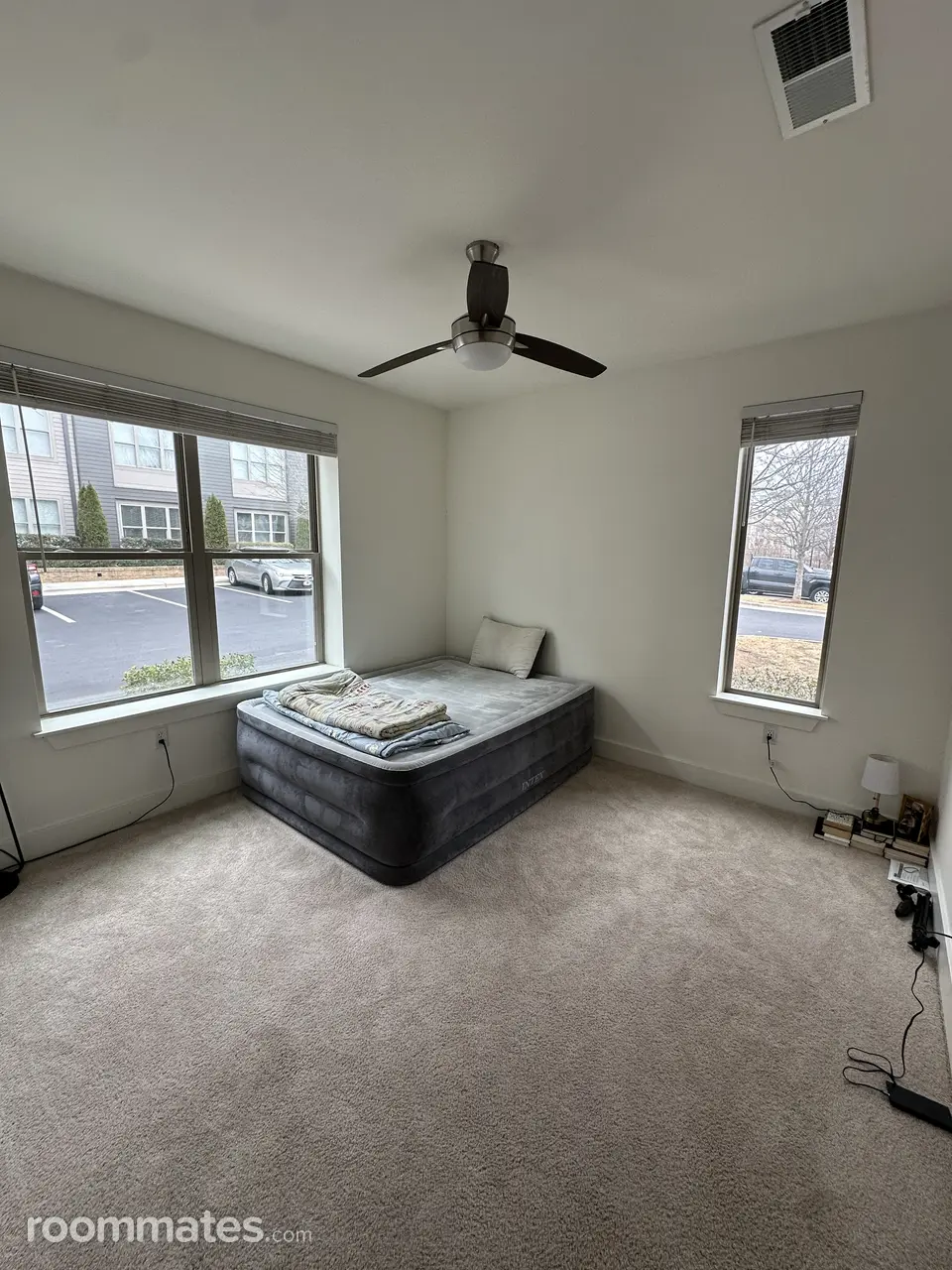 Profile photo 1 of 10