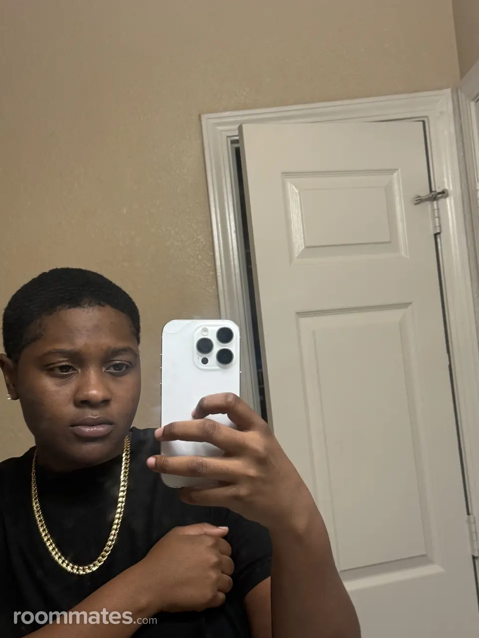 Profile photo 3 of 3