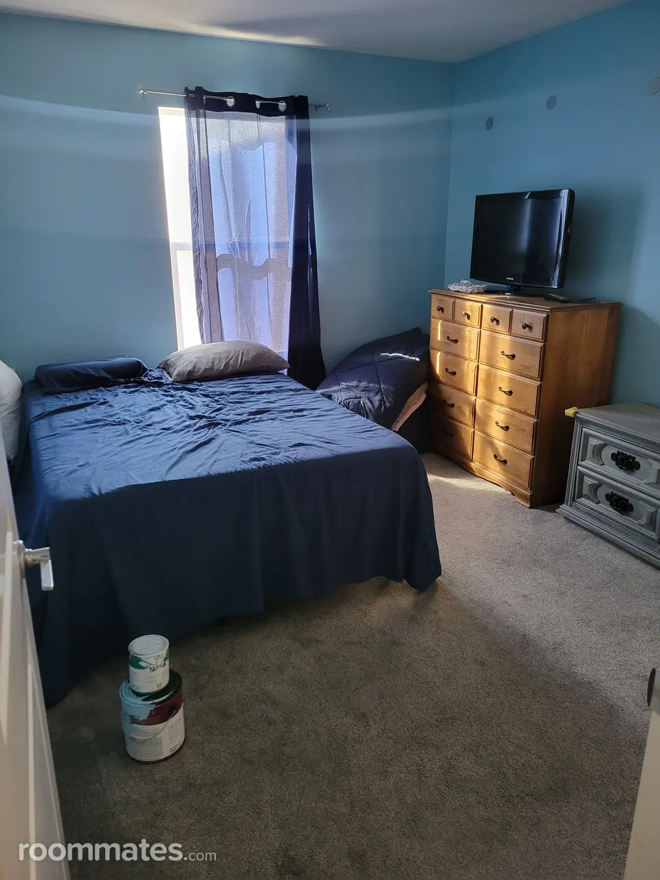 Profile photo 1 of 3