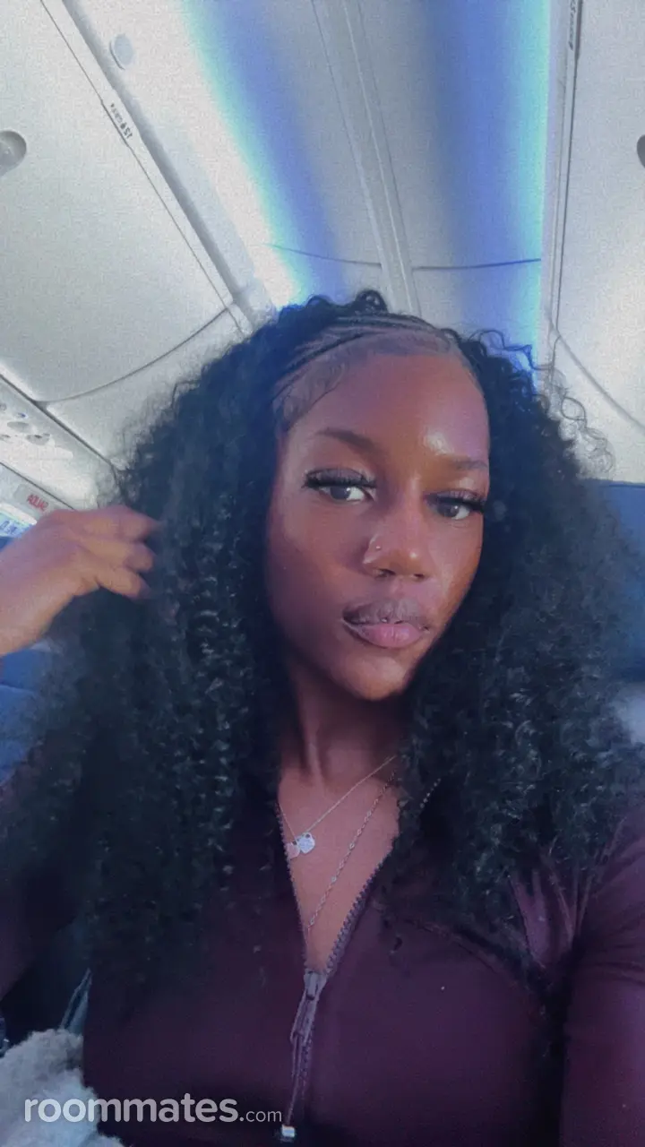 Profile photo 1 of 1