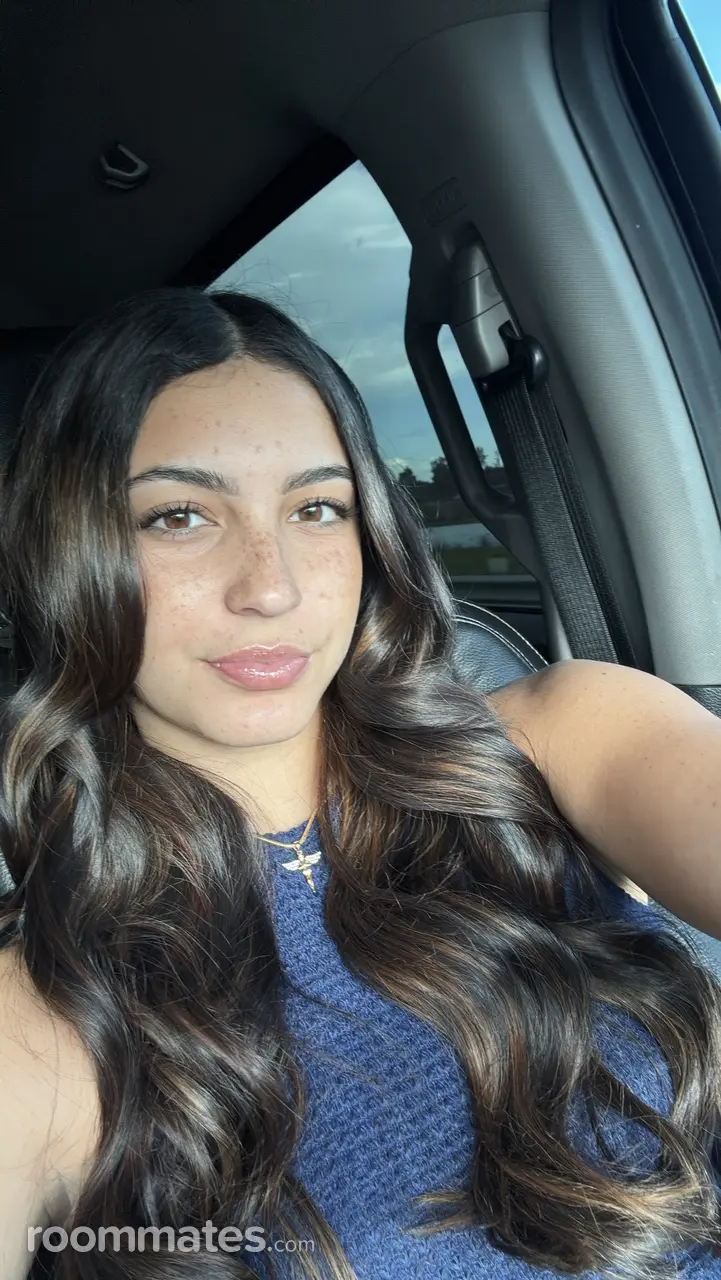 Profile photo 3 of 7