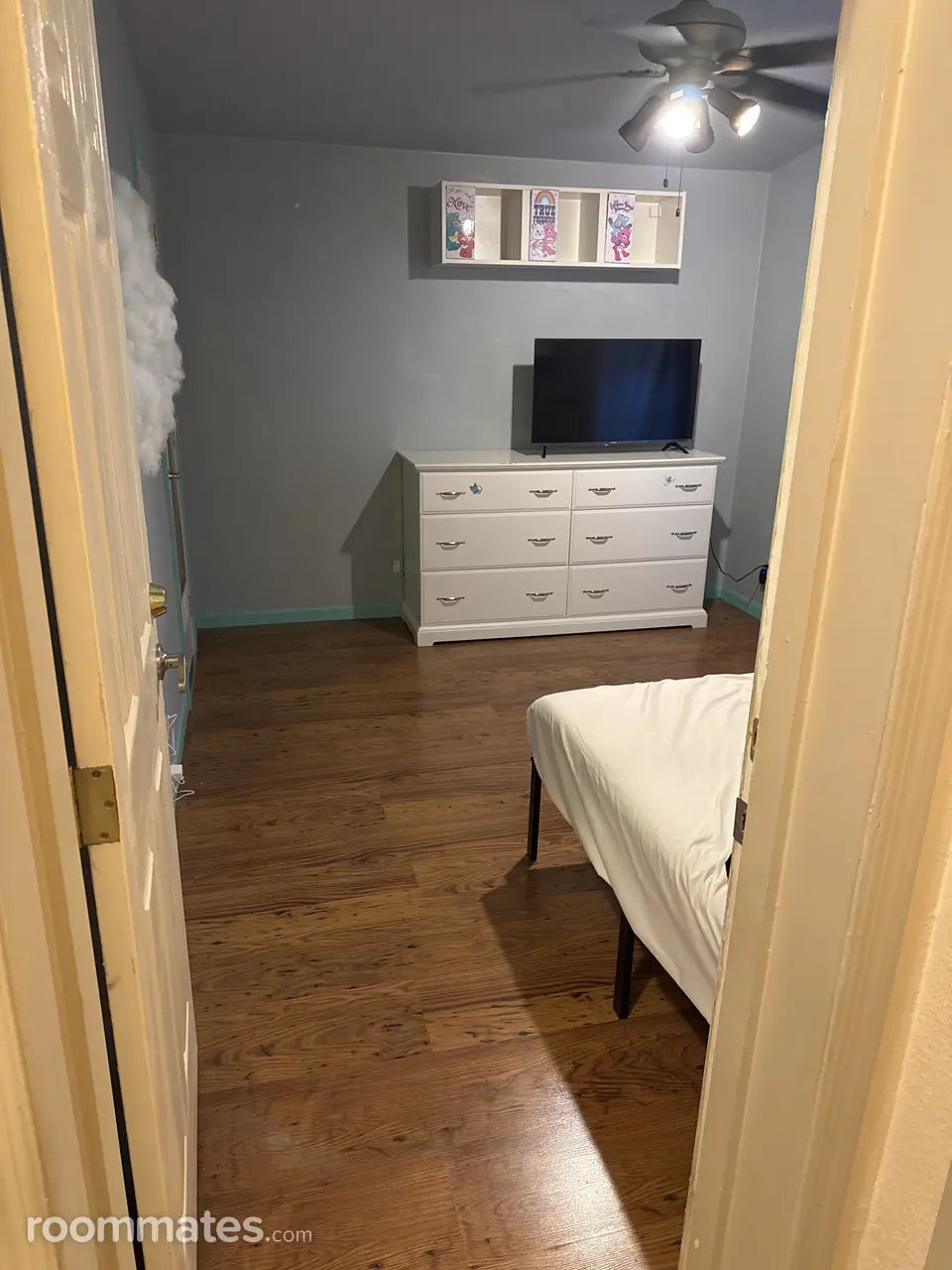 Profile photo 1 of 11