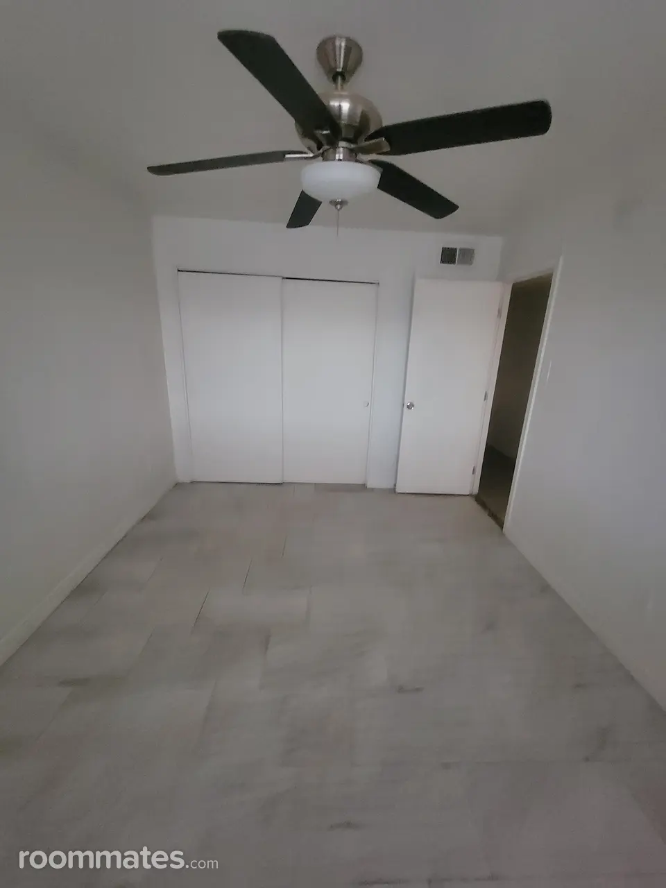 Profile photo 2 of 6