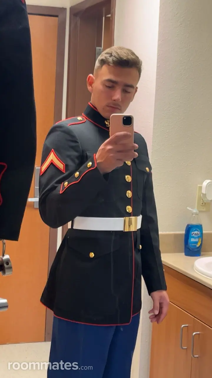 Profile photo 5 of 11