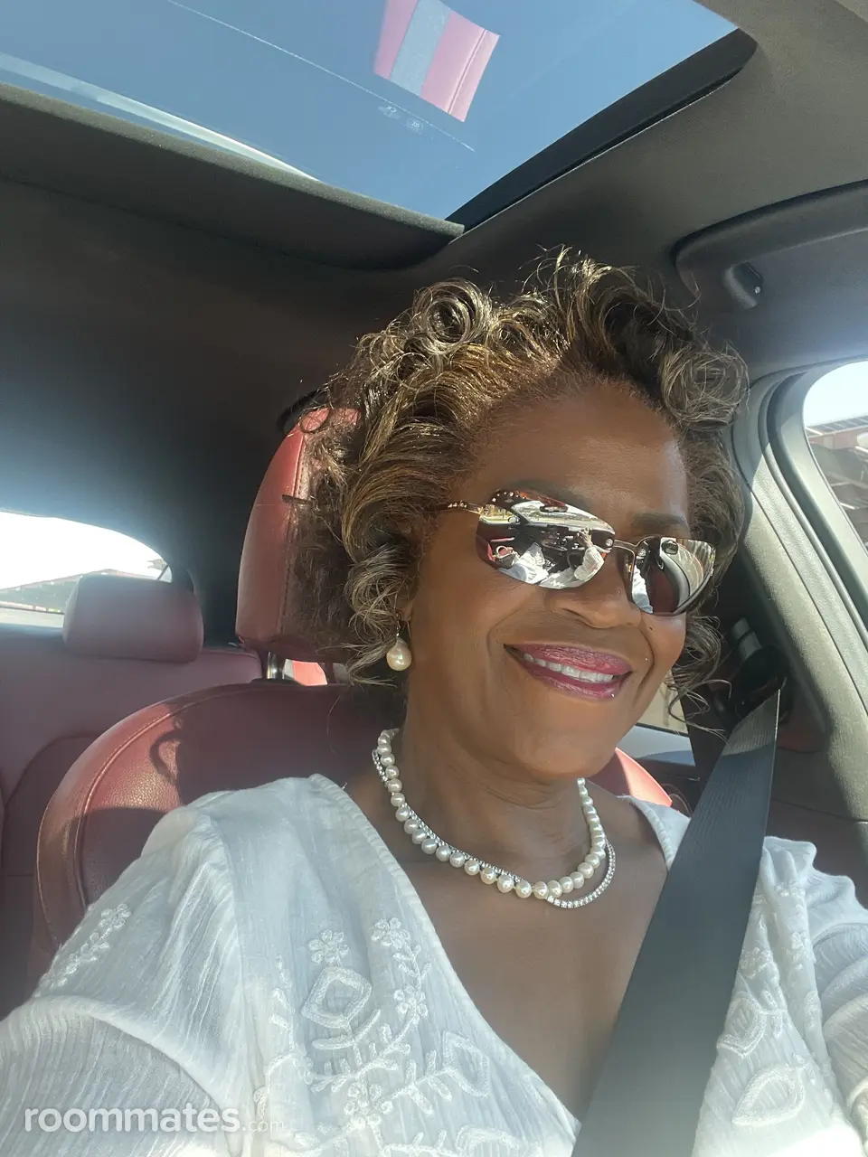 Profile photo 3 of 4