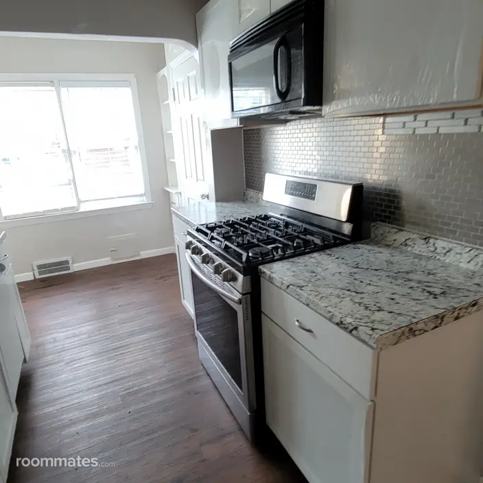 Room for rent in Detroit, MI $600, house