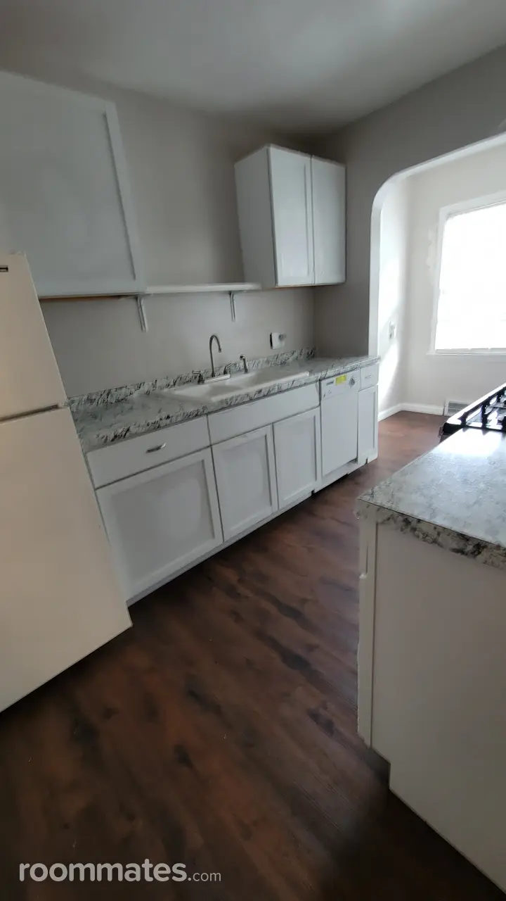 Profile photo 5 of 7