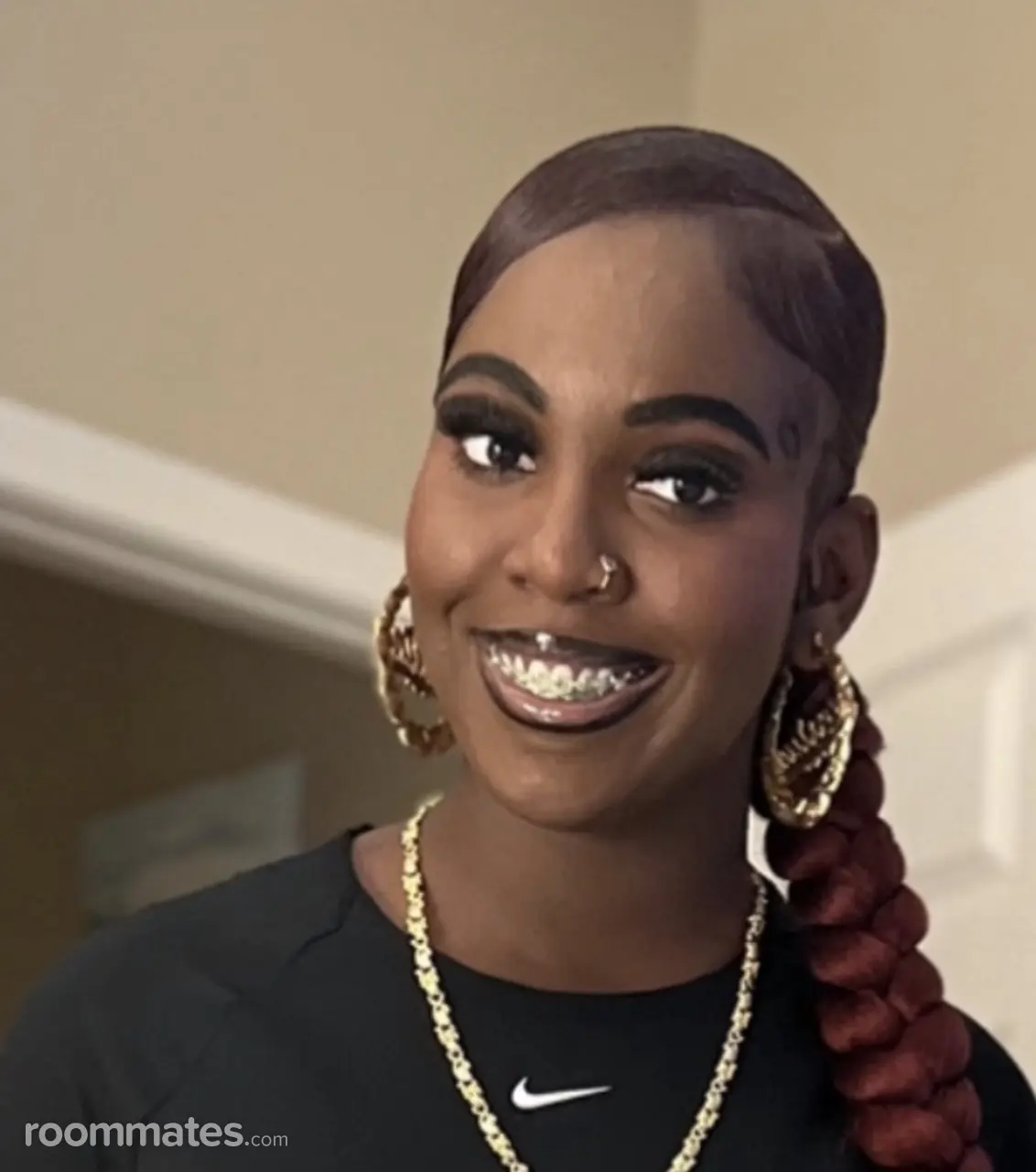 Profile photo 1 of 1