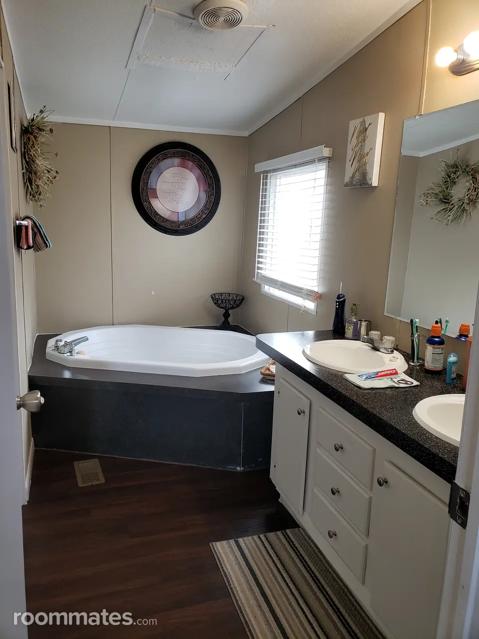 Profile photo 1 of 11