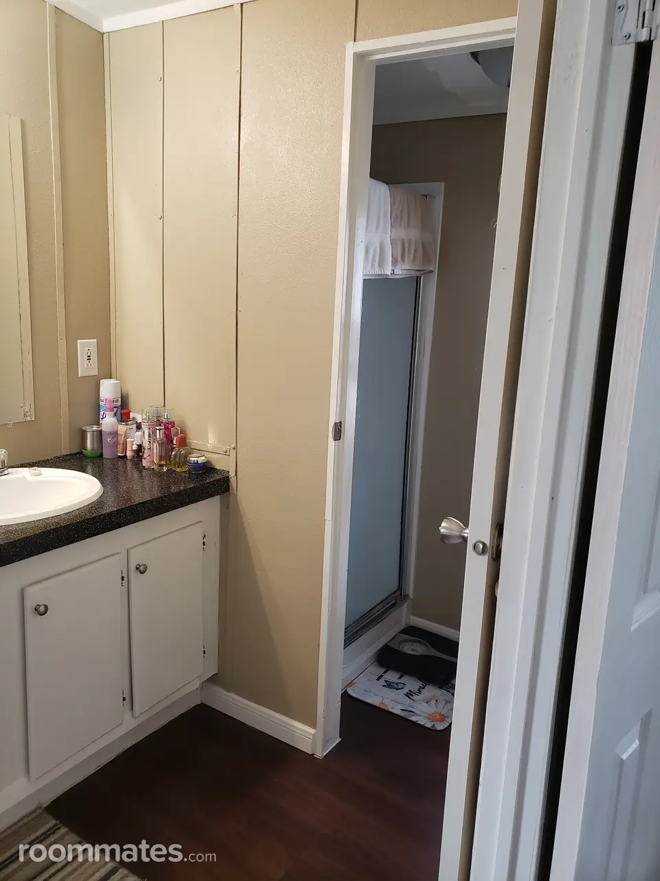 Profile photo 4 of 11