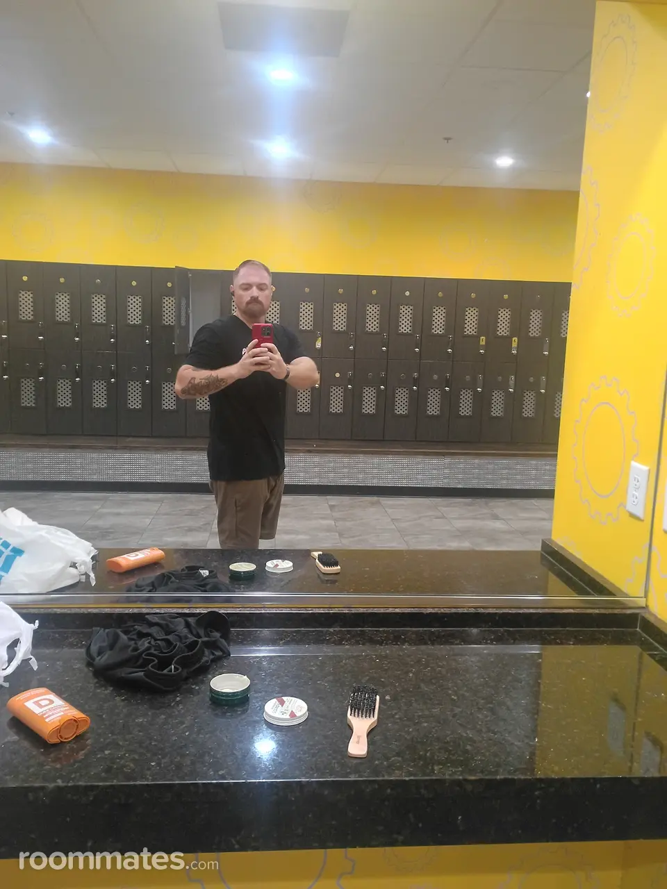 Profile photo 1 of 1