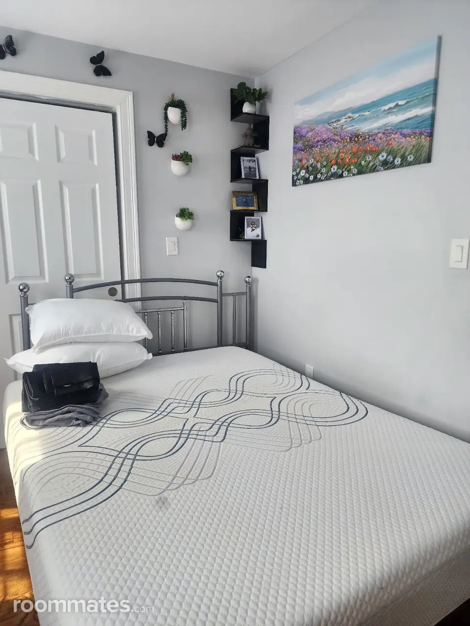 Profile photo 2 of 4