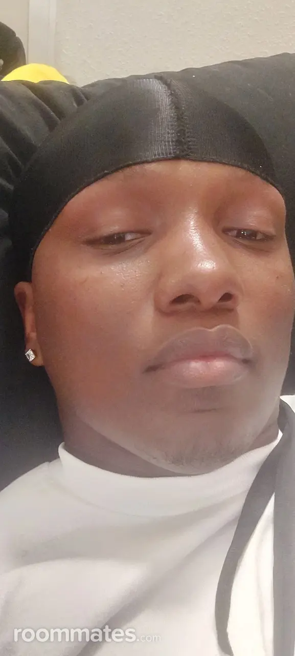 Profile photo 1 of 1