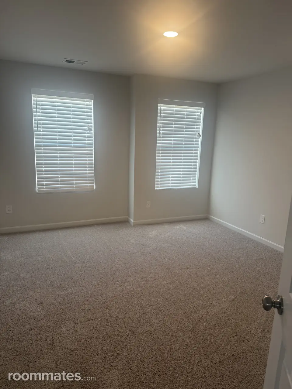 Profile photo 6 of 9