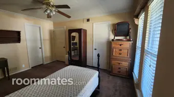 Room for rent in Dallas, TX $1000, house