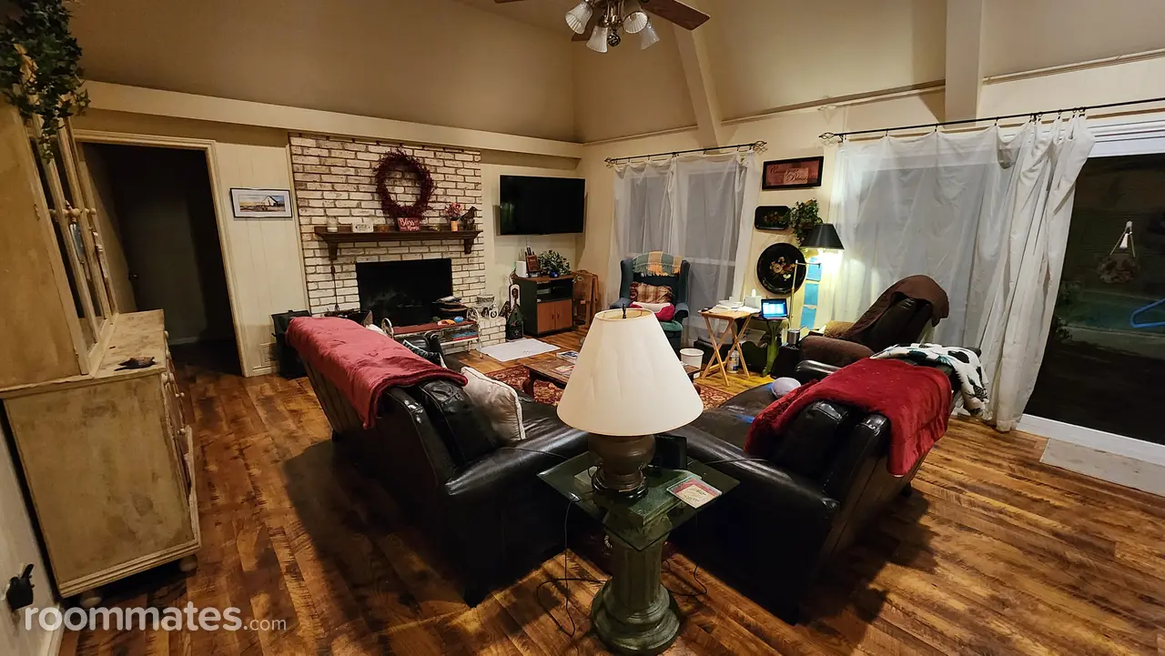 Profile photo 1 of 15