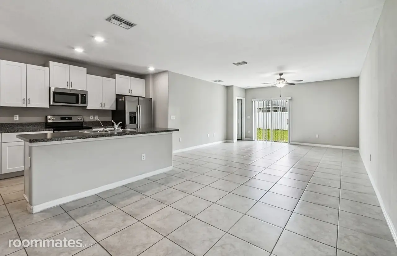 Profile photo 1 of 13