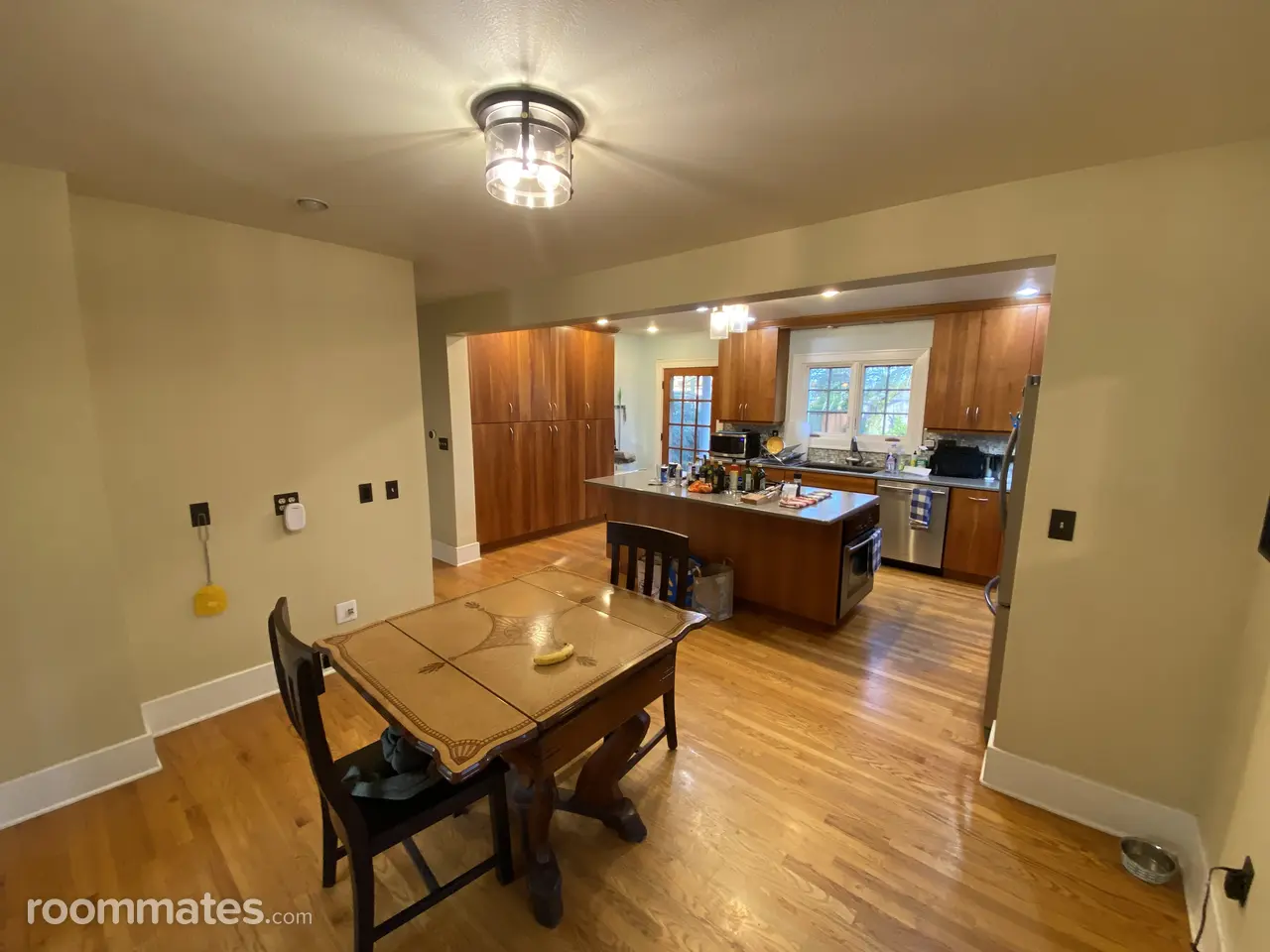 Profile photo 6 of 9