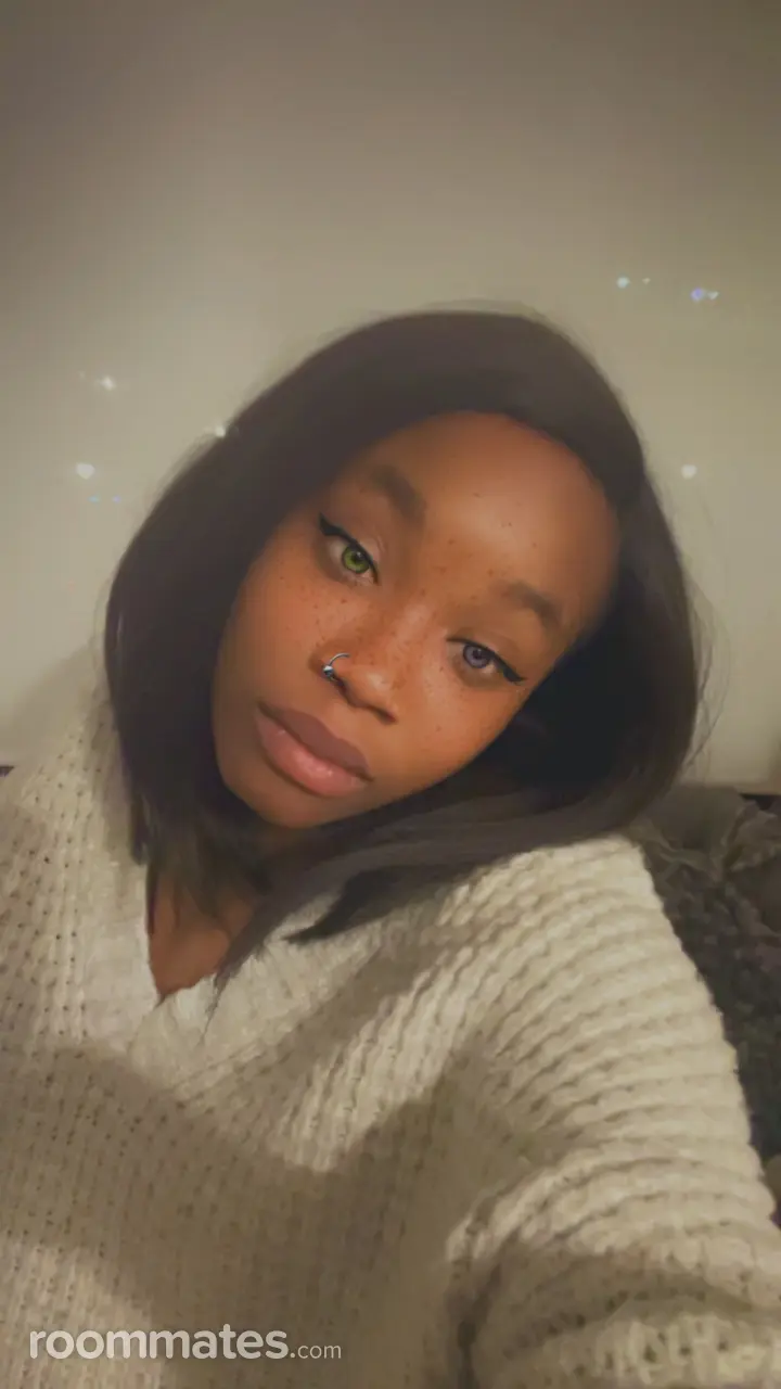 Profile photo 1 of 4