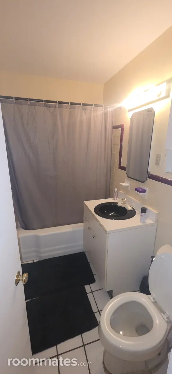 Profile photo 8 of 11