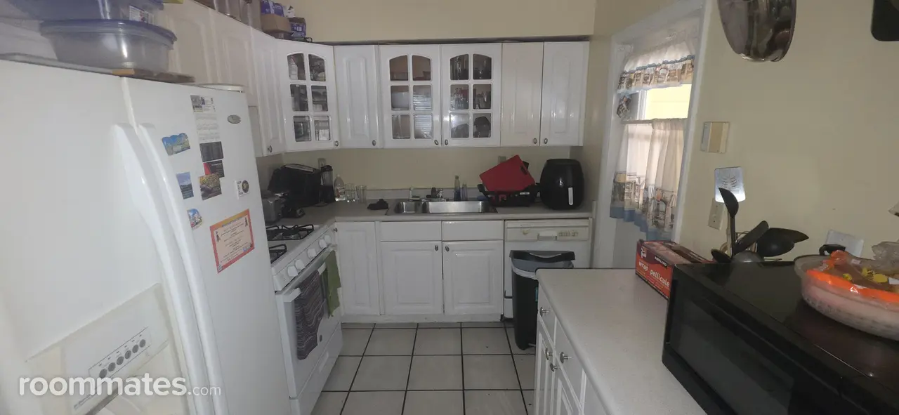 Profile photo 2 of 11