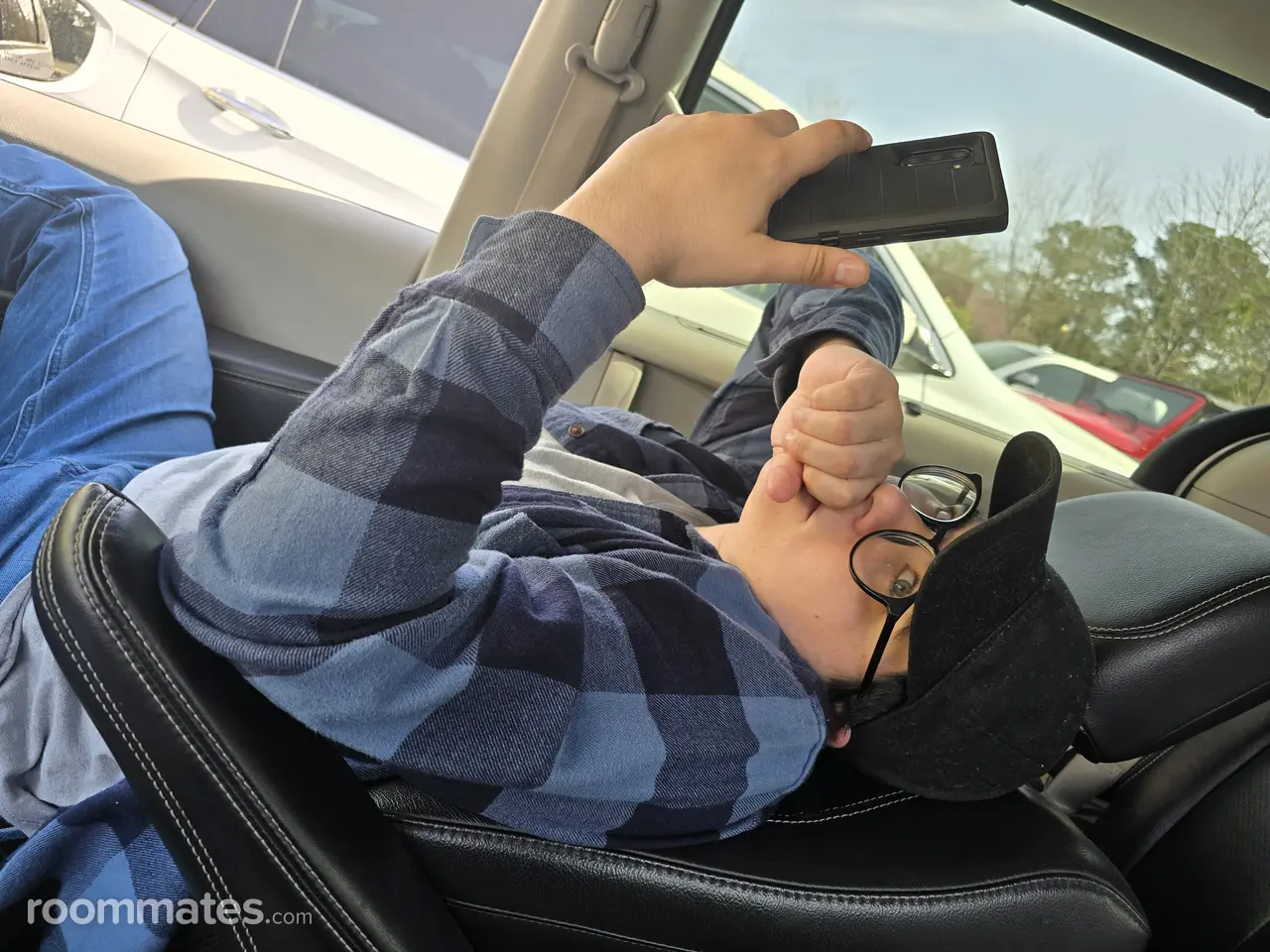 Profile photo 13 of 17