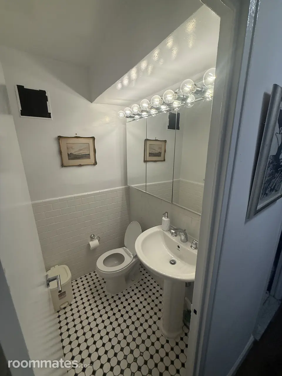 Profile photo 6 of 8