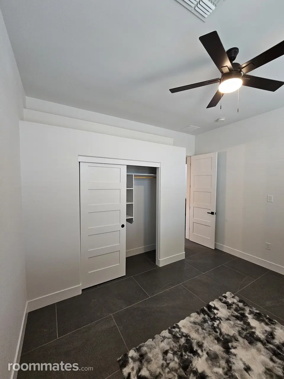 Profile photo 10 of 11