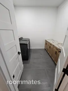 Room for rent in Peoria, AZ $950, house