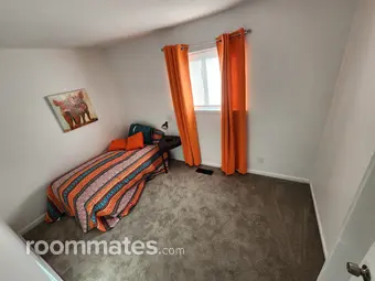 Room for rent in Norfolk, VA $900, house